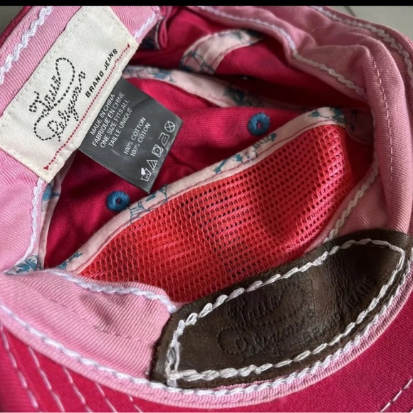 True Religion Y2K Bling Style Rhinestone Short Bill Hat UNISEX Price Firm - Picture 16 of 16